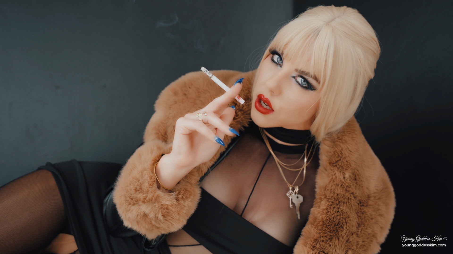 slave to Sensational Smoking Goddess - Human ashtray Clips - Young Goddess Kim